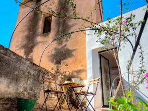 Genteel Home Casa Alcazar