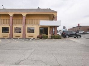 Hotel Tulsa OK I-44/Route 66 by OYO