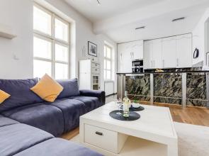 Luxury&Quiet charming 2-bedrooms Apt near river