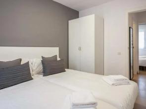 Inside Barcelona Apartments Salvà