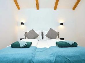 Black Water Bay house