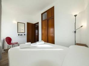 A38 - Rising Sun Top-Floor Flat