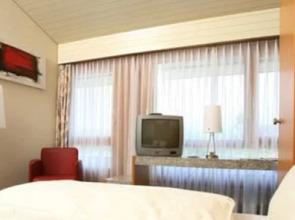 Hotel Lo! im Kreuz Jona