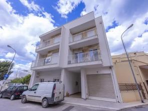 Mina Apartment 100m From Sea