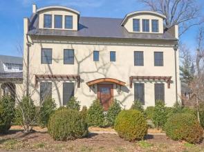 Historic Rugby Walk to All Things UVA