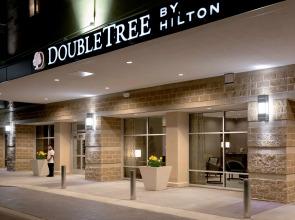DoubleTree by Hilton Evansville