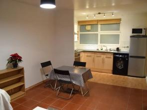 Spacious 1 Bedroom Apartment in London