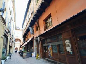 4-Tourist House Bologna-Studio