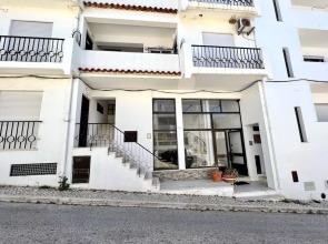 Lagos Ocean Breeze by Homing