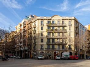 Modernist Family Apartment Barcelona