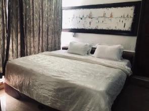 Crislord Palace Hotel