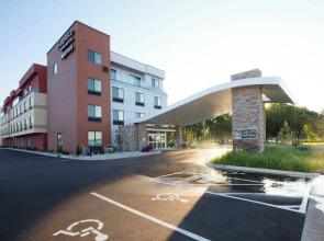 Fairfield Inn & Suites Detroit Lakes