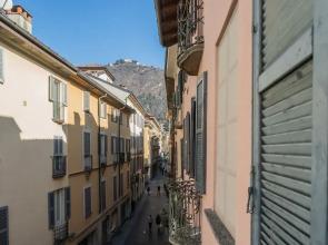 Domus 2 in Como in Como