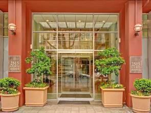 Centennial Tower Bay View Penthouse - Three Bedroom Apartment with Fir