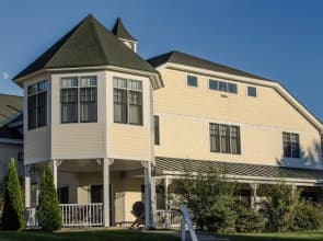The Snowflake Inn