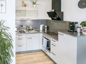 Wohlfühlwohnung mit Balkon im Zentrum von Kiel