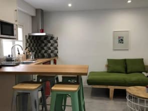 M3 Terrace. Cool apartment 15 min center by metro