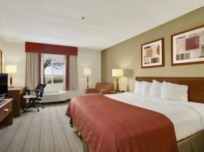 Baymont by Wyndham Evansville North/Haubstadt