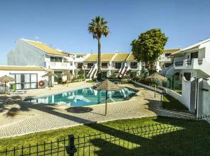 B20 - Sun and Pool Apartment