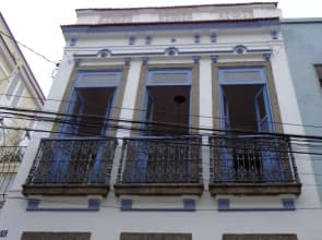 Oliá Hostel B&B