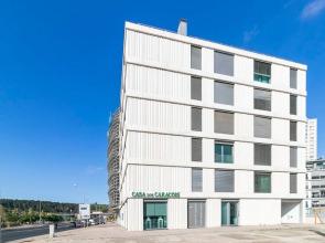 Spacious Apartment in Residential Campolide