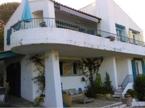 House With 4 Bedrooms in Roquebrune-sur-argens, With Wonderful sea Vie