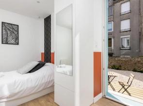 Limestra - Studio rénové avec terrasse privative en hypercentre lit simple
