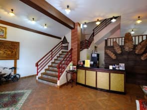 The Red Balcony Inn