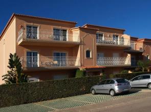 Oasis Parque Country Club