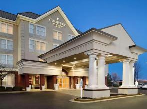 Holiday Inn Express Hotel & Suites Evansville
