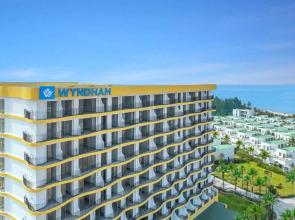 Wyndham Hoi An Royal Beachfront Resort & Villas