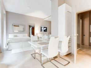 Royal Residence Apartment in the Heart of Prague