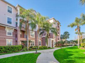 4024 Breakview Drive #208