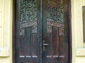 FM Deluxe 2-BDR Apartment - Top Spot