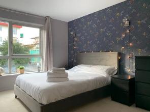 Captivating North Greenwich Getaway - Close to o2!