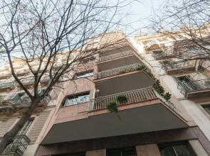 1 bedroom private rooftop terrace