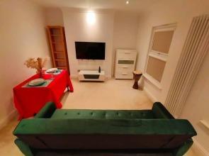 Stylish 1 Bedroom Flat for 3 Guest