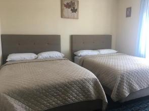 Misquamicut Beach Front Inn