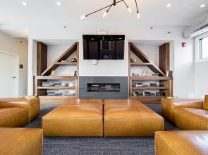 Ginosi Basics Loop Apartel