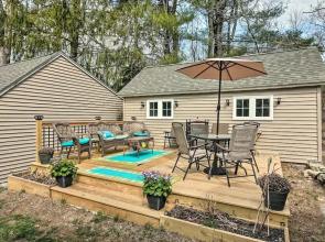 Remodeled Farmhouse in Waterford Near 2 Beaches!