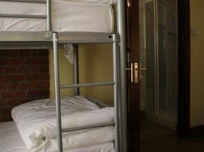 Oliver St John Gogarty Hostel & Penthouse Apartments