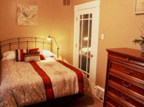 Cole Valley Lower Apartment