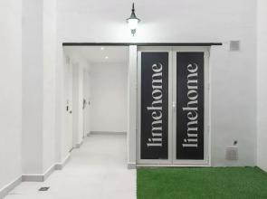 Limehome Almeria C. Hernán Cortés