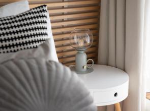 Spacious barn conversion, walk to 3 beaches