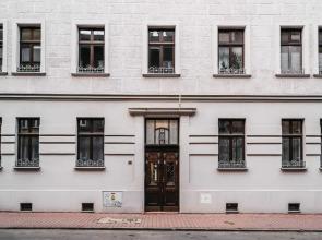 Queen Studio - LoftAffair