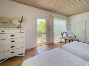 Ultra-Luxury Escape: New Beachfront Villa