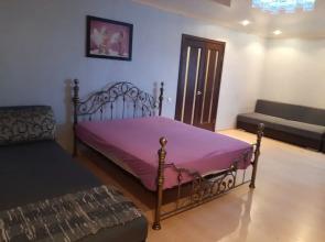 Apartment on Maksima Gorkogo 32