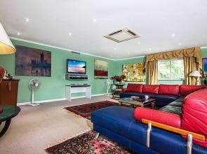 Pratumnak Argyle Villa 8 Beds