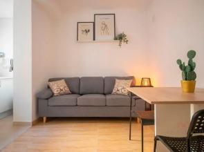 Th08 Apartamento Moderno con Patio Privado