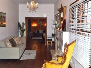 Walk to Downtown Scene